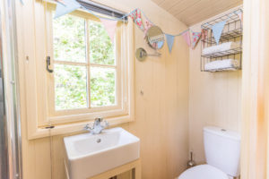 The en suite in Hut-next-the-Sea is shepherd's hut holiday accommodation in Wells-next-the-Sea, North Norfolk